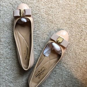 Salvatore Ferragamo varina nude size 7